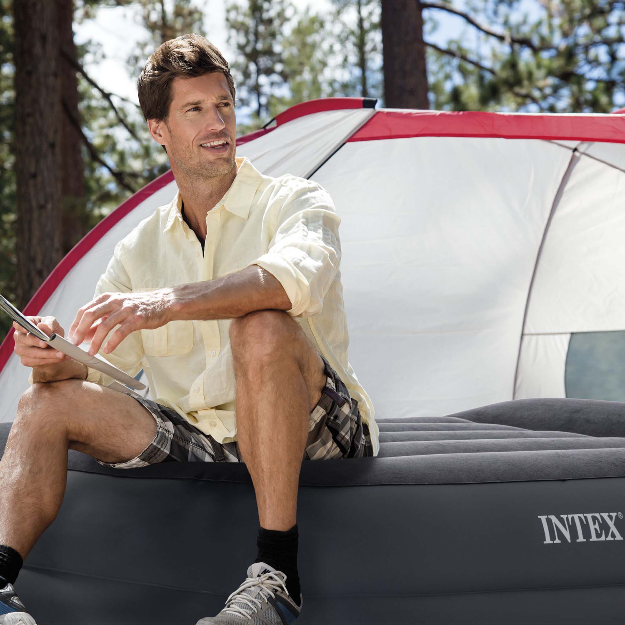 Двоспальне надувне ліжко INTEX Pillow Rest Raised