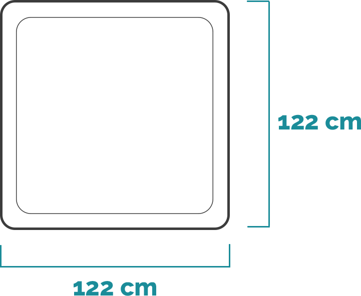 Біля басейну