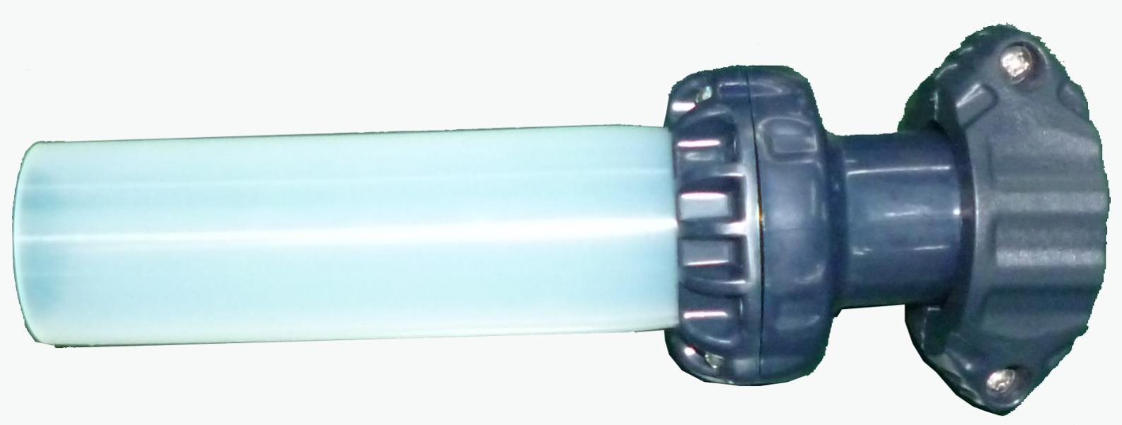 Входной/исходящий патрубок (диаметром 37,4 х 115 мм) базы управления СПА с гайкой, синий