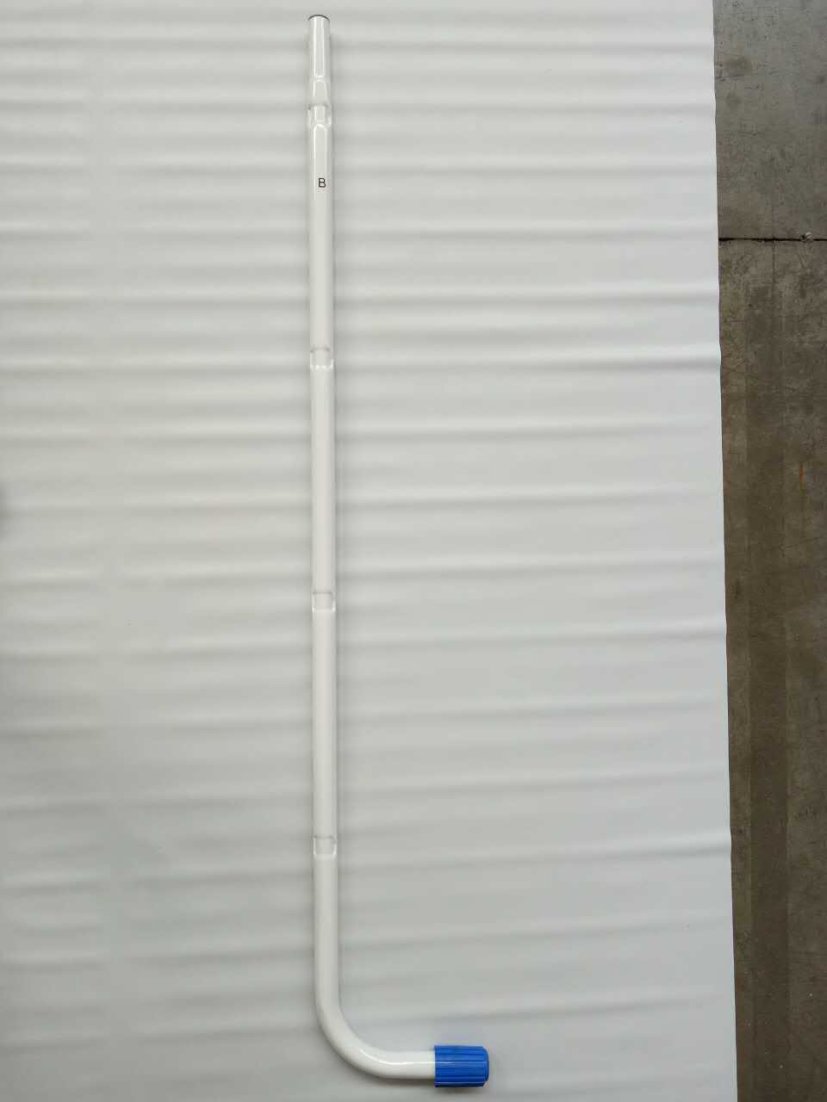 J-образная боковая опора (А) для односекционной лестницы 122 см (48