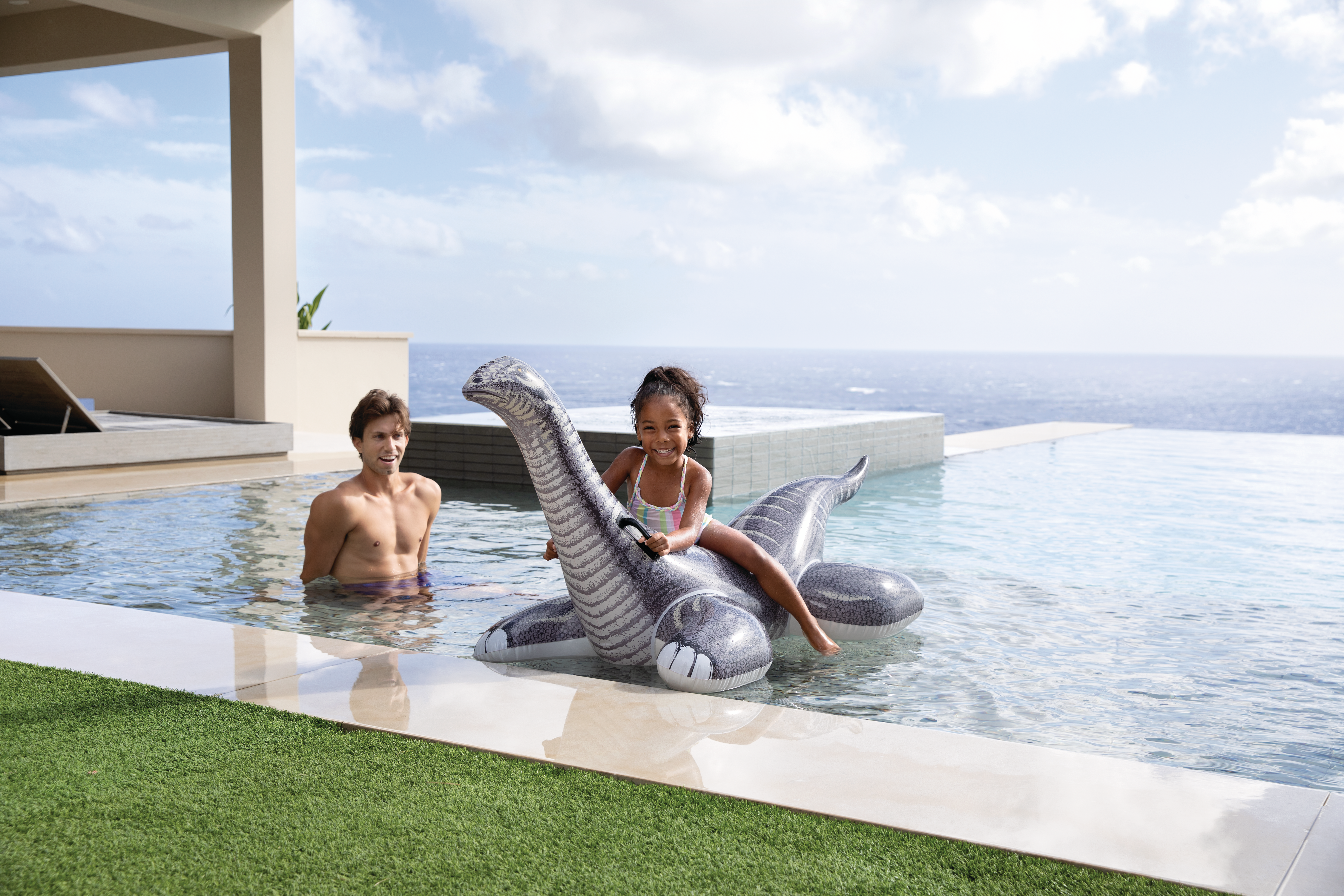 Надувний Бронтозавр INTEX для катання