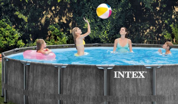 Найкращі басейни INTEX для відпочинку цього літа 2026 року